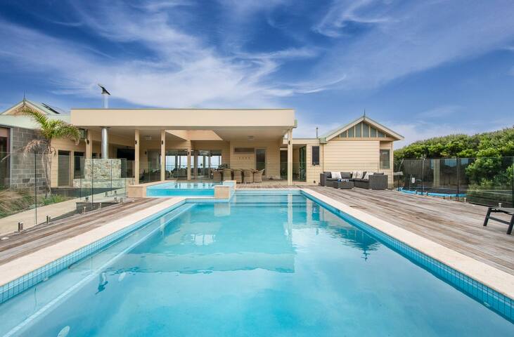 Sand Sea & Sunsets St Andrews Beach