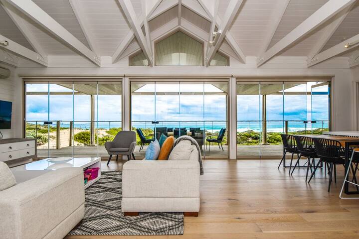 Sand Sea & Sunsets St Andrews Beach gallery image 4