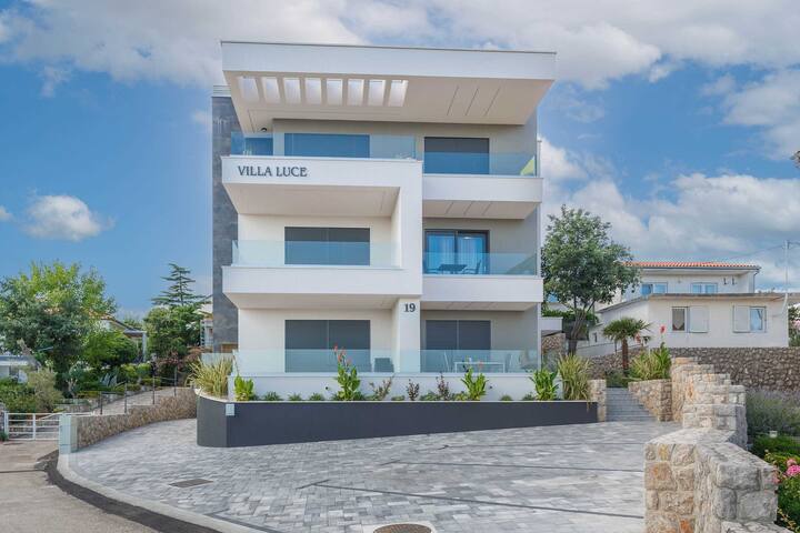 Tourist Agency Azur managed Airbnb listing 1