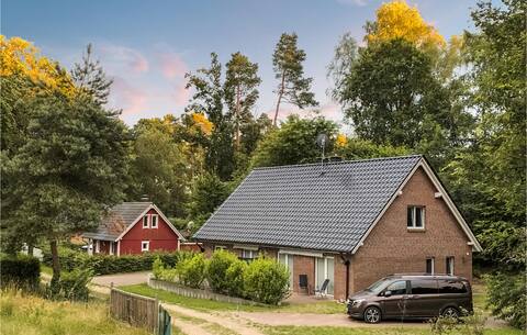Lovely home in Wittstock with kitchen