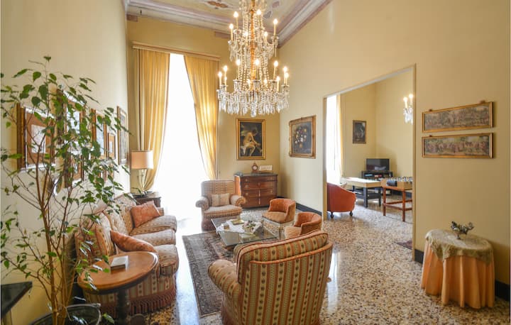 Stunning Apartment In Genova Sestri Ponente - Arenzano