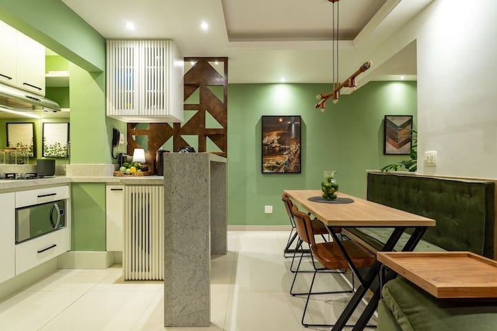 Viva o paraíso e bom preço, a pé para a Praia de I