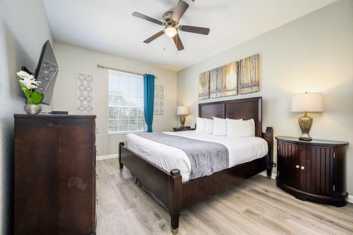 Chumba cha kulala cha Msingi cha King