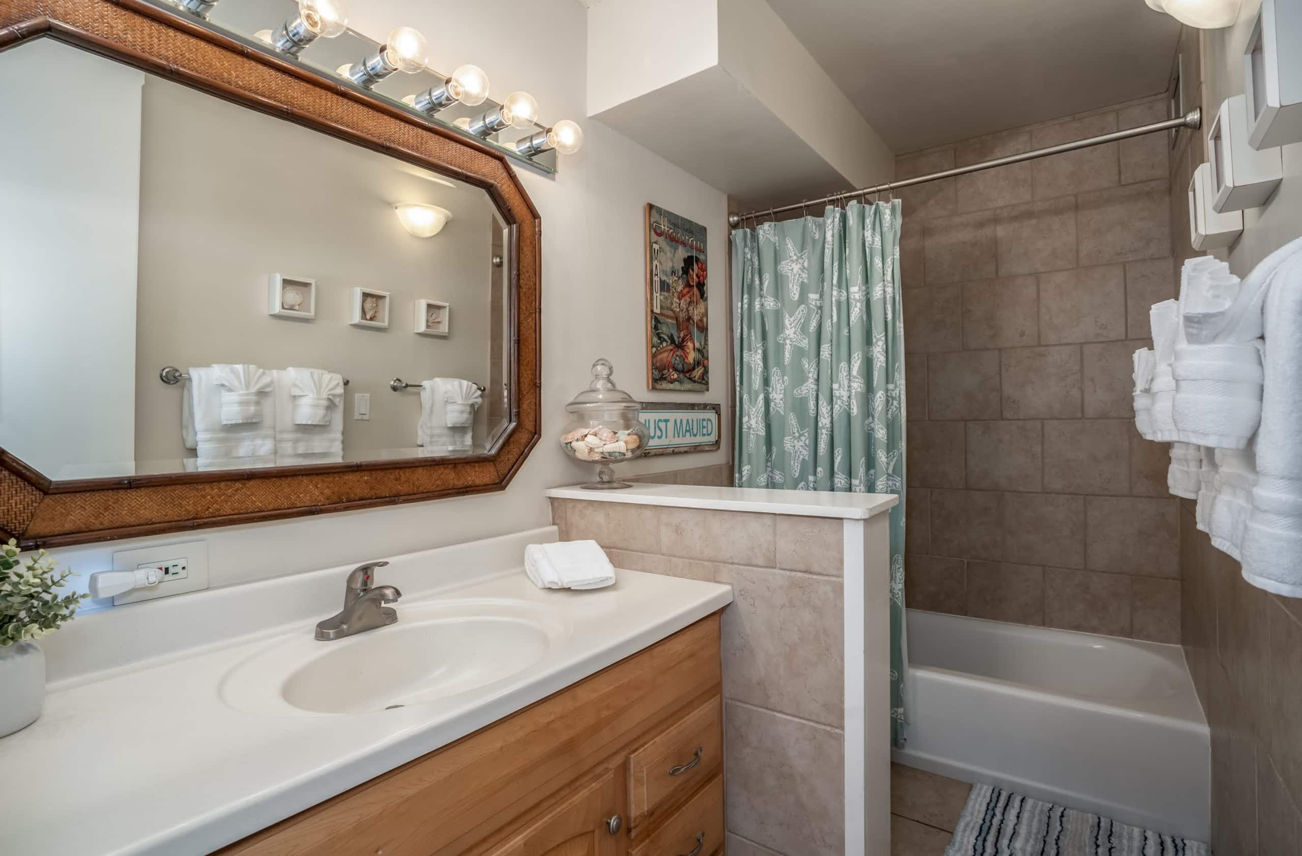 Condo in Kihei · ★4.53 · 2 bedrooms · 2 beds · 2 baths - Image 24