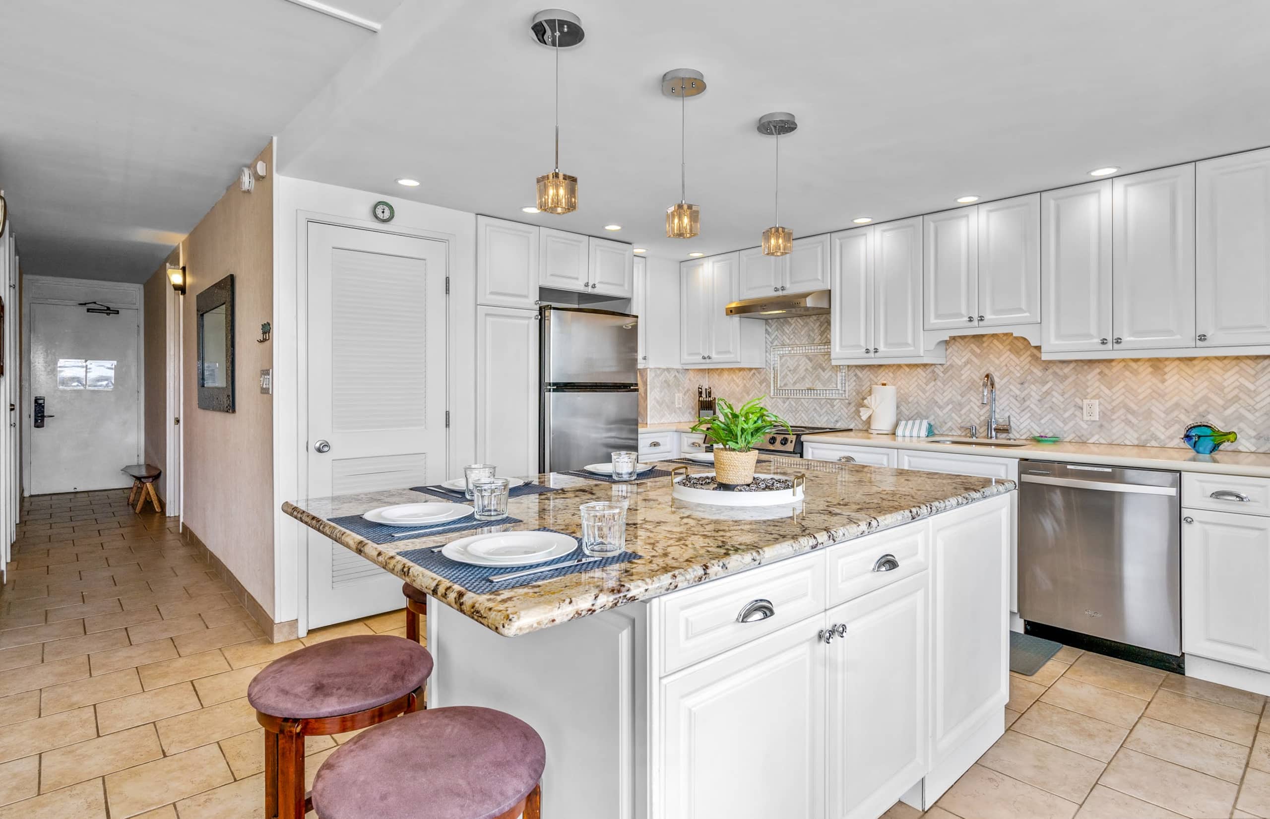 Condo in Kihei · ★4.53 · 2 bedrooms · 2 beds · 2 baths - Image 2
