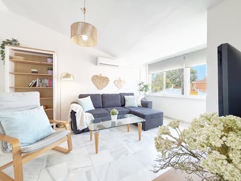 Popular Airbnb listing: Elcano 20 Beach - Malaga Vacations in Baños Del Carmen