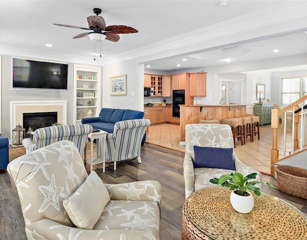 Shoreline Properties Inc managed Airbnb listing 2