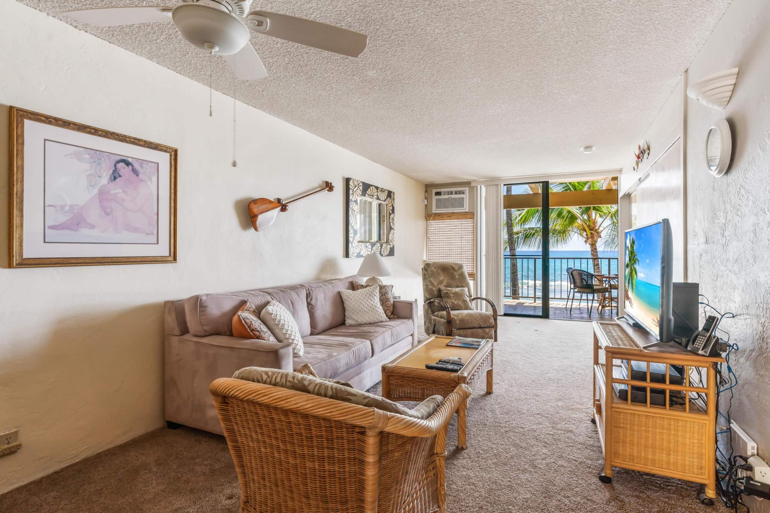 Condo in Kailua-Kona · ★4.56 · 2 bedrooms · 4 beds · 2 baths - Image 2
