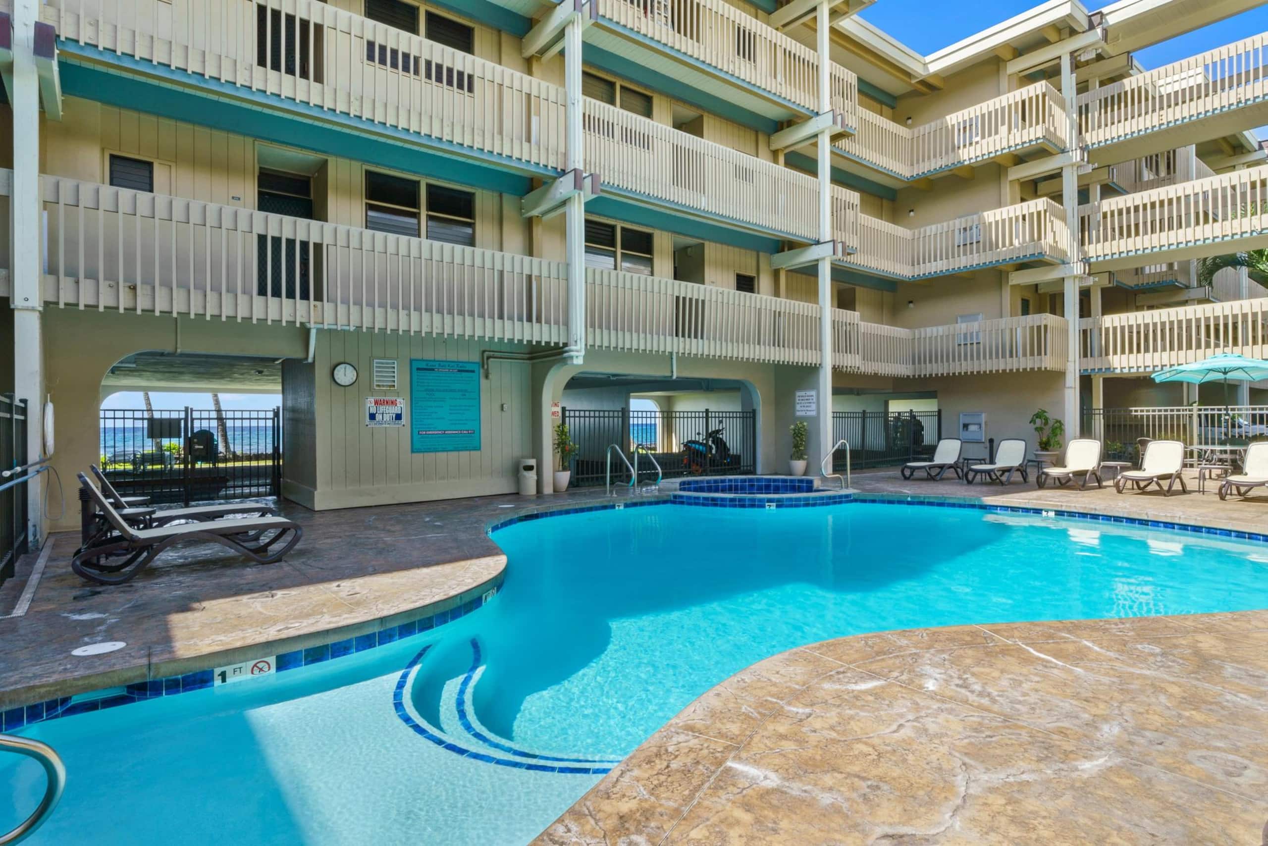 Condo in Kailua-Kona · ★4.56 · 2 bedrooms · 4 beds · 2 baths - Image 22