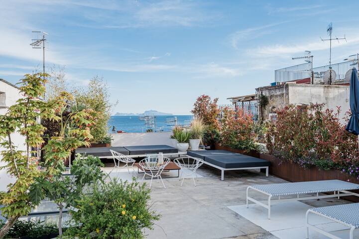 Naples designer Loft by Elite Villas gallery image 2