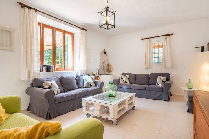 Els Garroverets gallery image 4