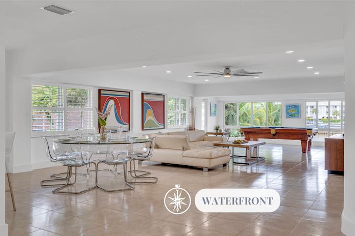 Suite by Beach | Waterfront | Lago Key One