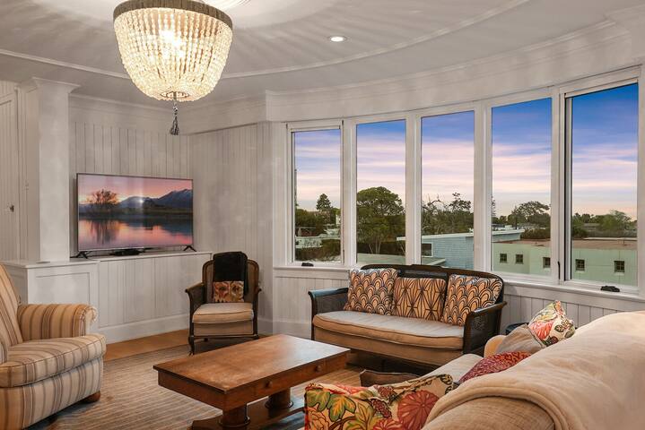 Massive 7BR La Jolla Estate | Ocean View | AC gallery image 4