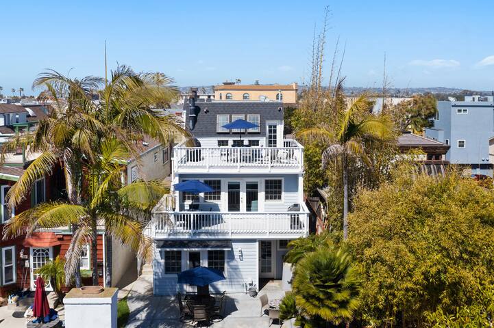 Mission Beach Bay Views Compound!