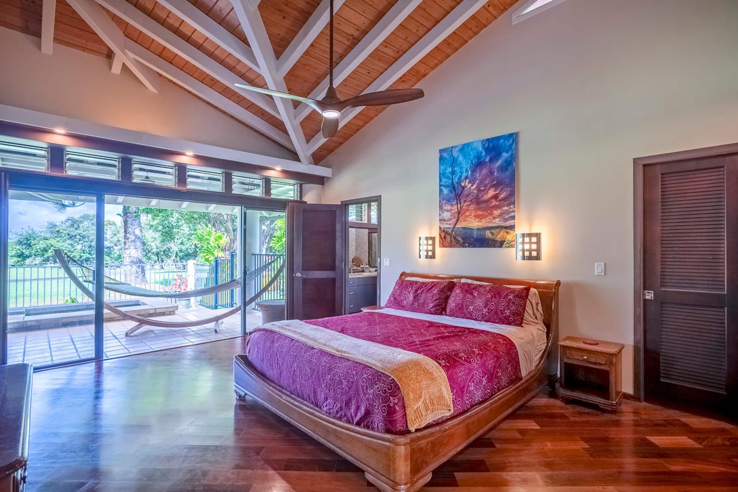 Home in Princeville · ★4.67 · 4 bedrooms · 4 beds · 3.5 baths - Image 13