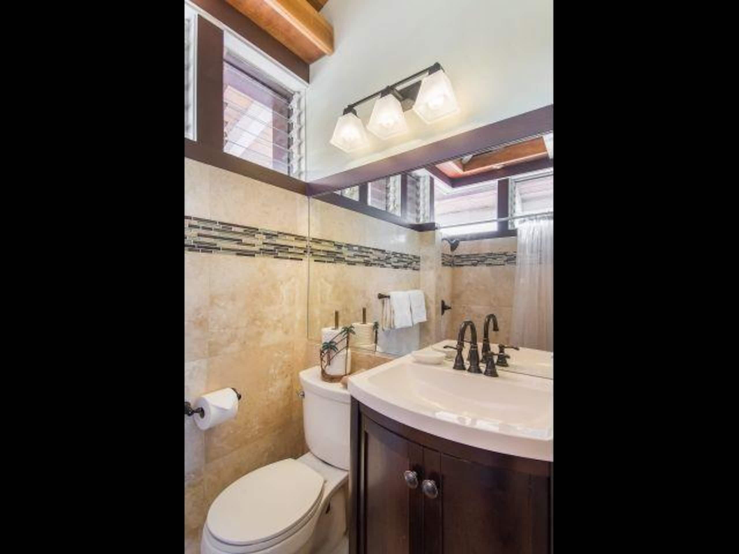 Home in Princeville · ★4.67 · 4 bedrooms · 4 beds · 3.5 baths - Image 26