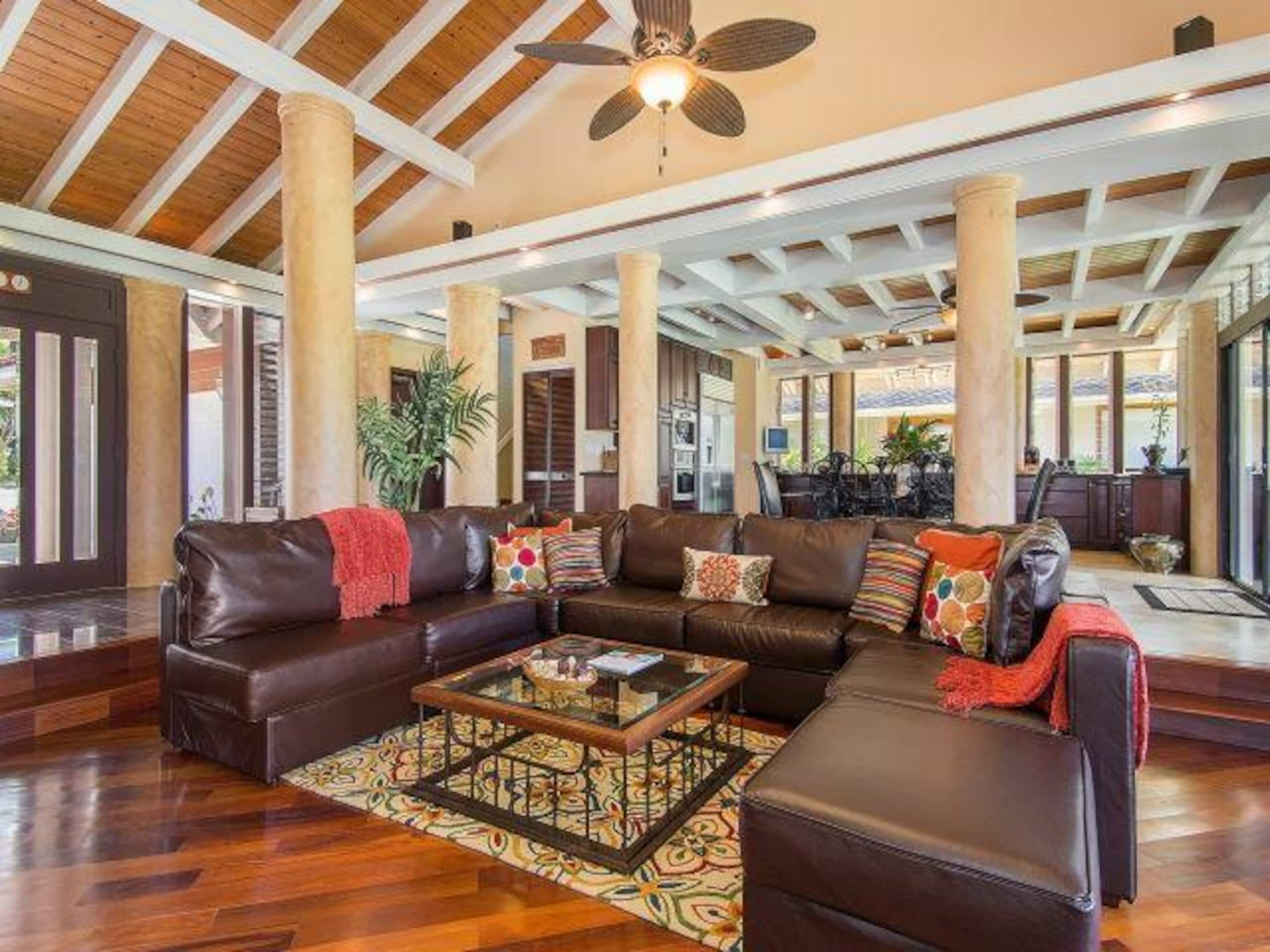 Home in Princeville · ★4.67 · 4 bedrooms · 4 beds · 3.5 baths - Image 9