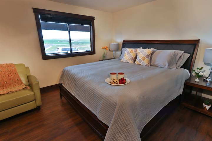 Chambre avec lit King Size à l'étage