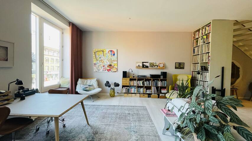 Luxury – 2 Bedrooms – 4 People – Stylish (1537/1) gallery image 3