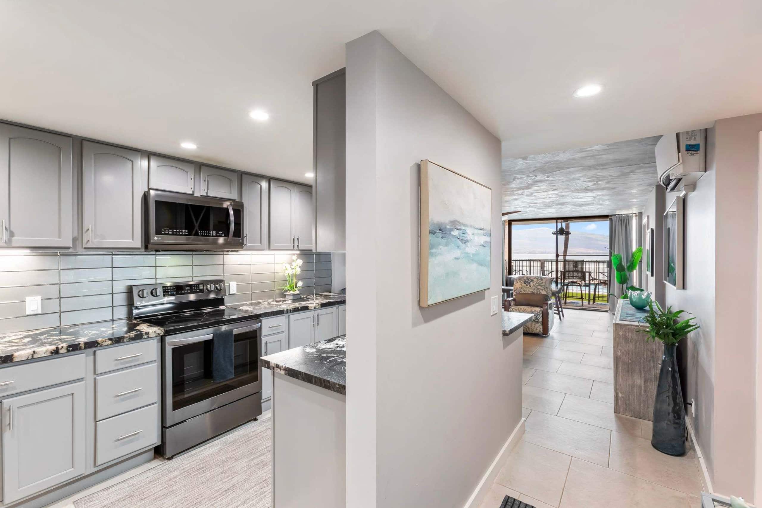 Condo in Wailuku · ★4.88 · 2 bedrooms · 4 beds · 2 private baths - Image 36