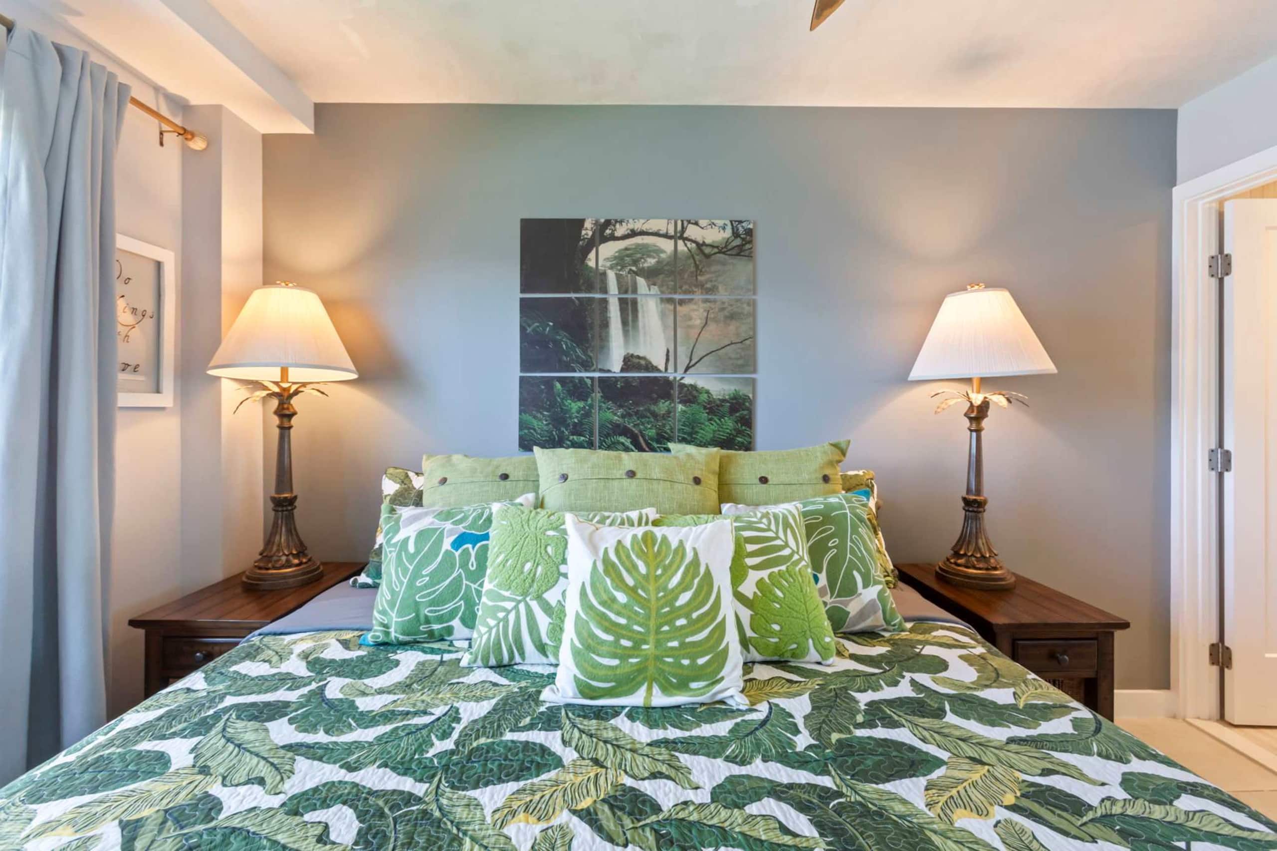 Condo in Wailuku · ★4.88 · 2 bedrooms · 4 beds · 2 private baths - Image 13