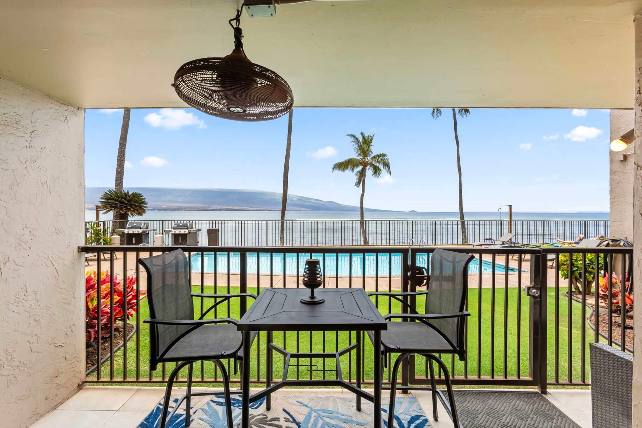 Condo in Wailuku · ★4.88 · 2 bedrooms · 4 beds · 2 private baths - Image 37