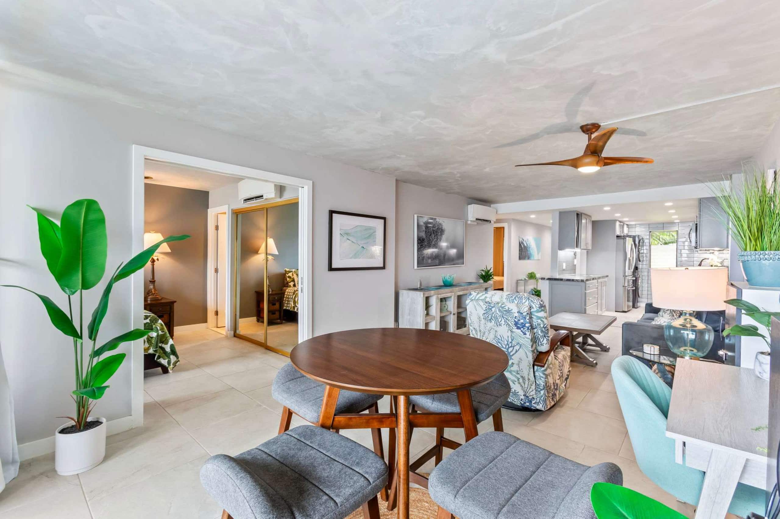 Condo in Wailuku · ★4.88 · 2 bedrooms · 4 beds · 2 private baths - Image 25