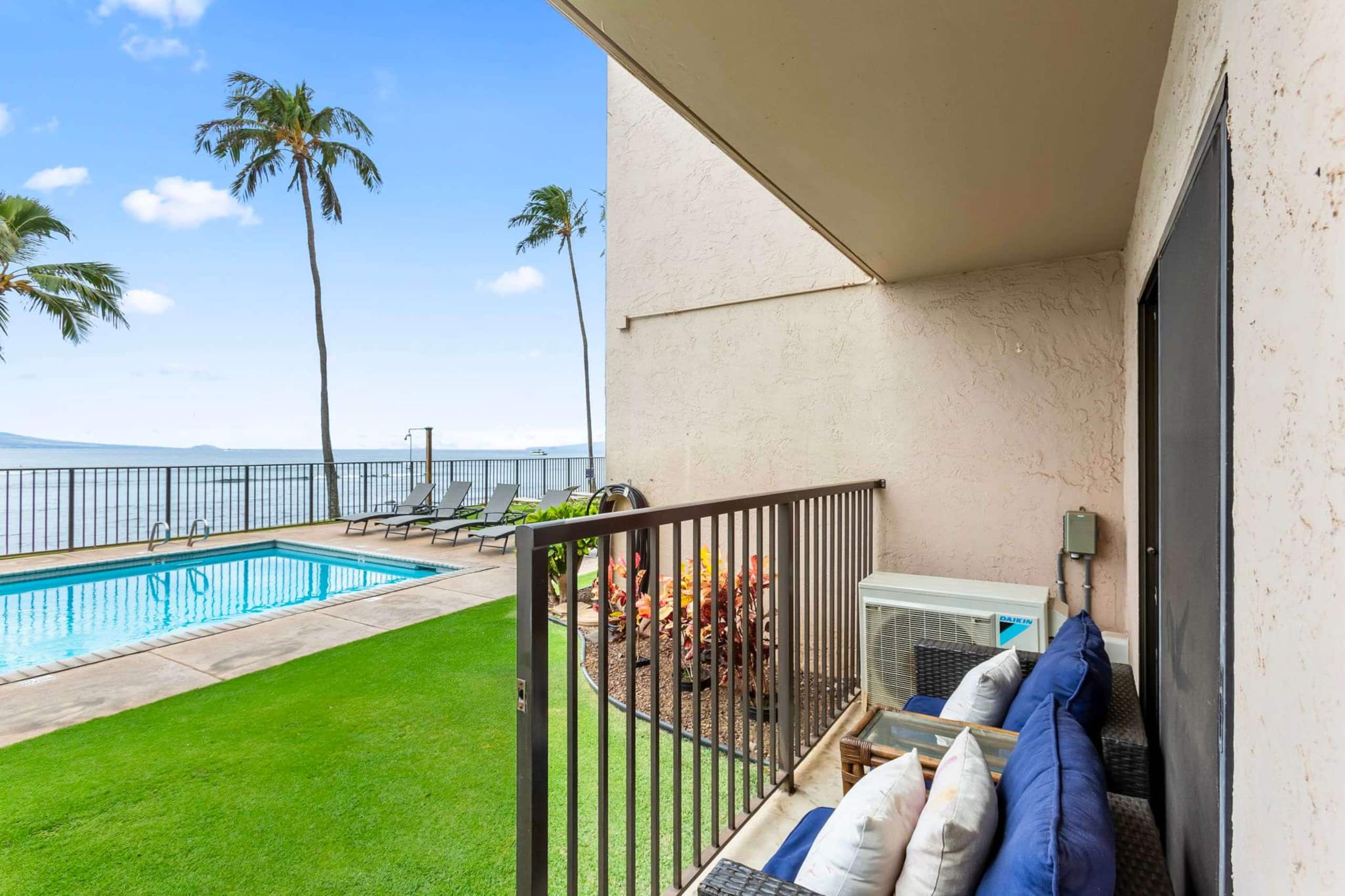 Condo in Wailuku · ★4.88 · 2 bedrooms · 4 beds · 2 private baths - Image 57