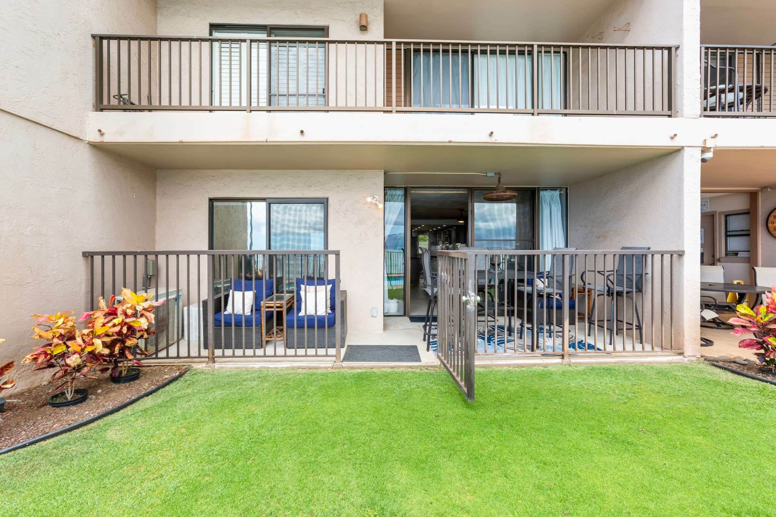 Condo in Wailuku · ★4.88 · 2 bedrooms · 4 beds · 2 private baths - Image 38