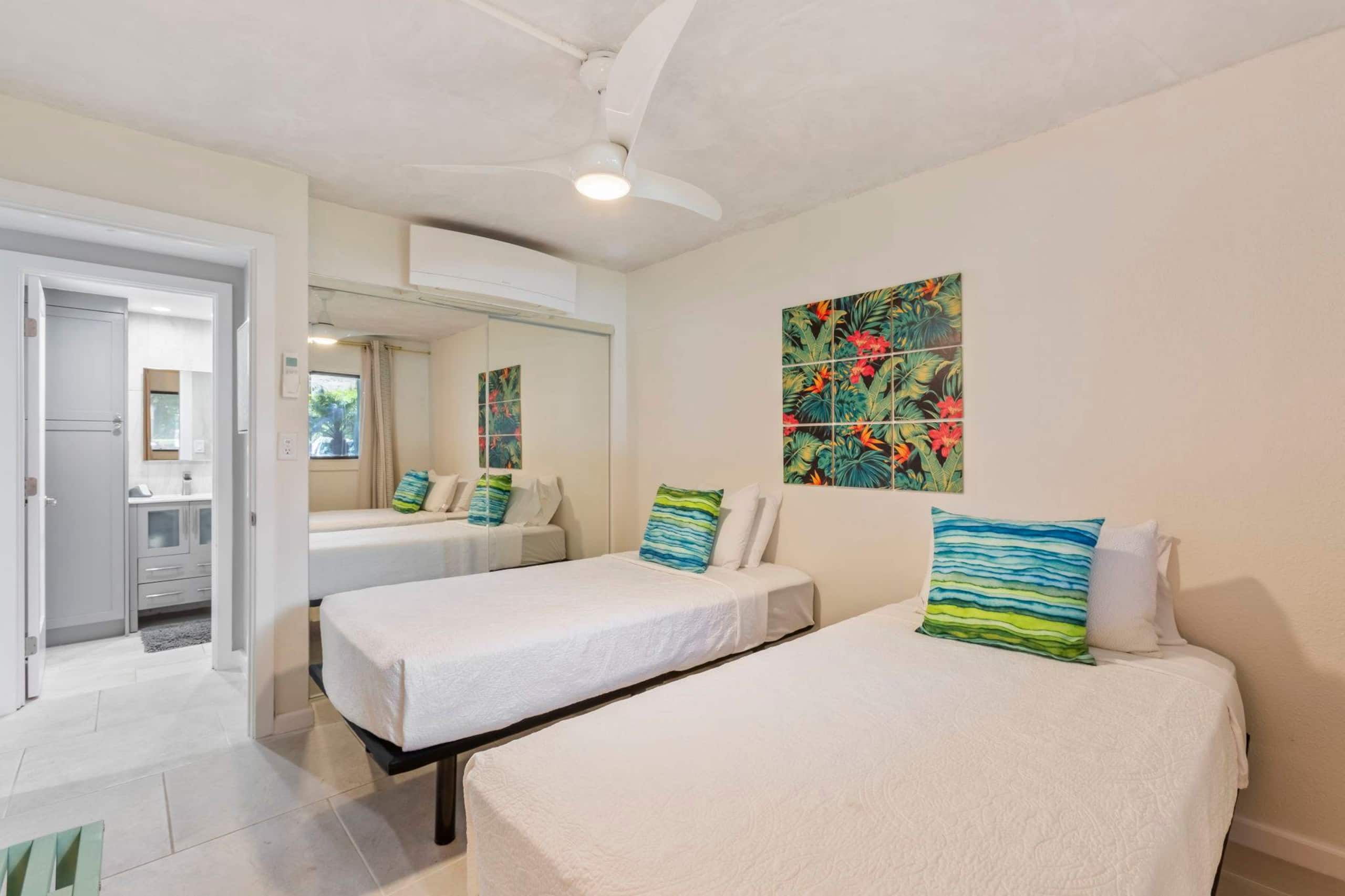 Condo in Wailuku · ★4.88 · 2 bedrooms · 4 beds · 2 private baths - Image 47