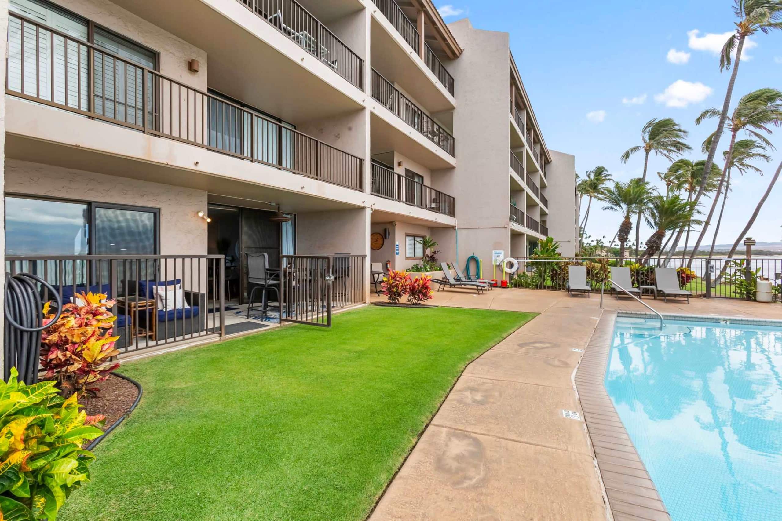 Condo in Wailuku · ★4.88 · 2 bedrooms · 4 beds · 2 private baths - Image 58
