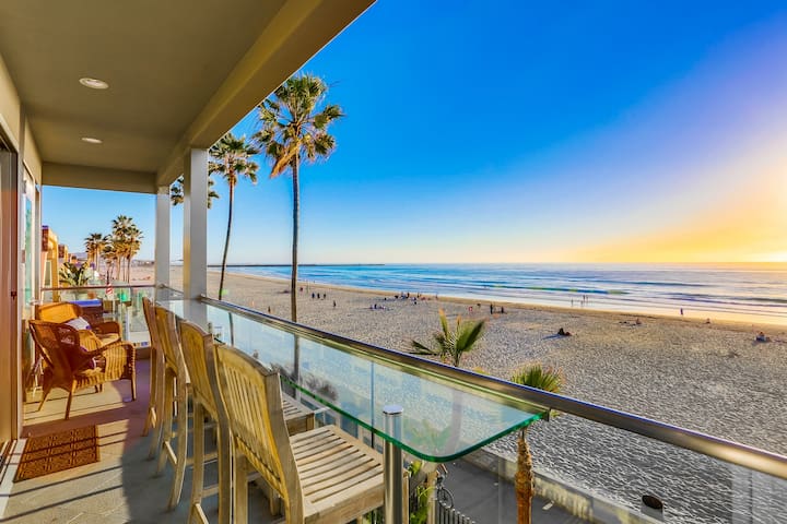 South Beach | Oceanfront 5BR in Mission Beach
