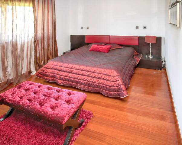 Villa in Santo Tirso. gallery image 3