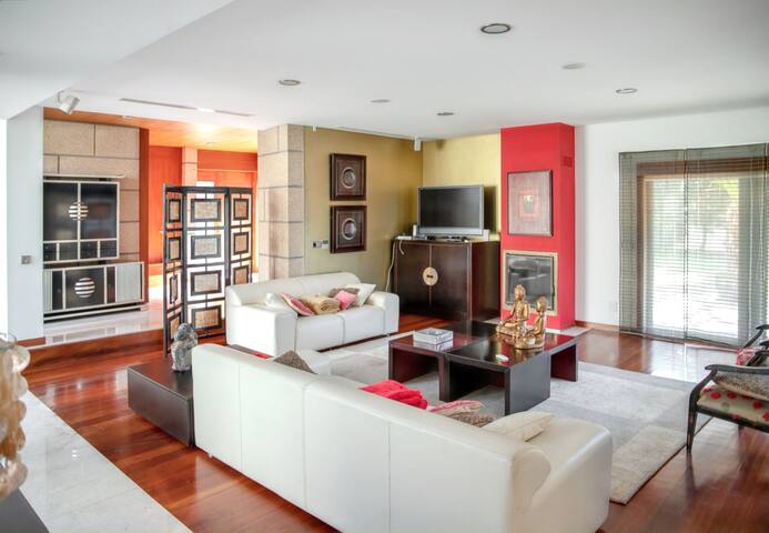 Villa in Santo Tirso. gallery image 4