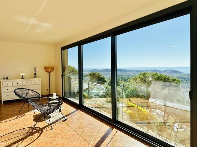 Cardina CostaBravaSi – Pool, A/C, barbecue, views gallery image 2