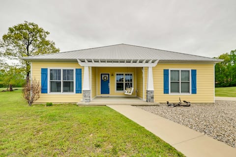 Family-Friendly Russell Springs Home w/ Game Room!