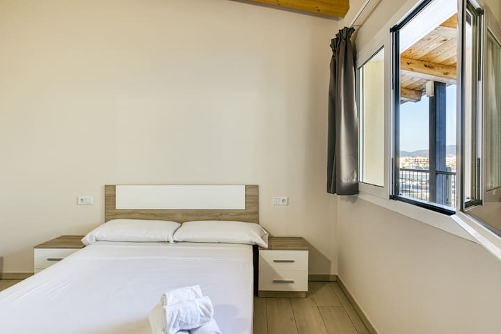 Giuliano Empuria para 6 personas