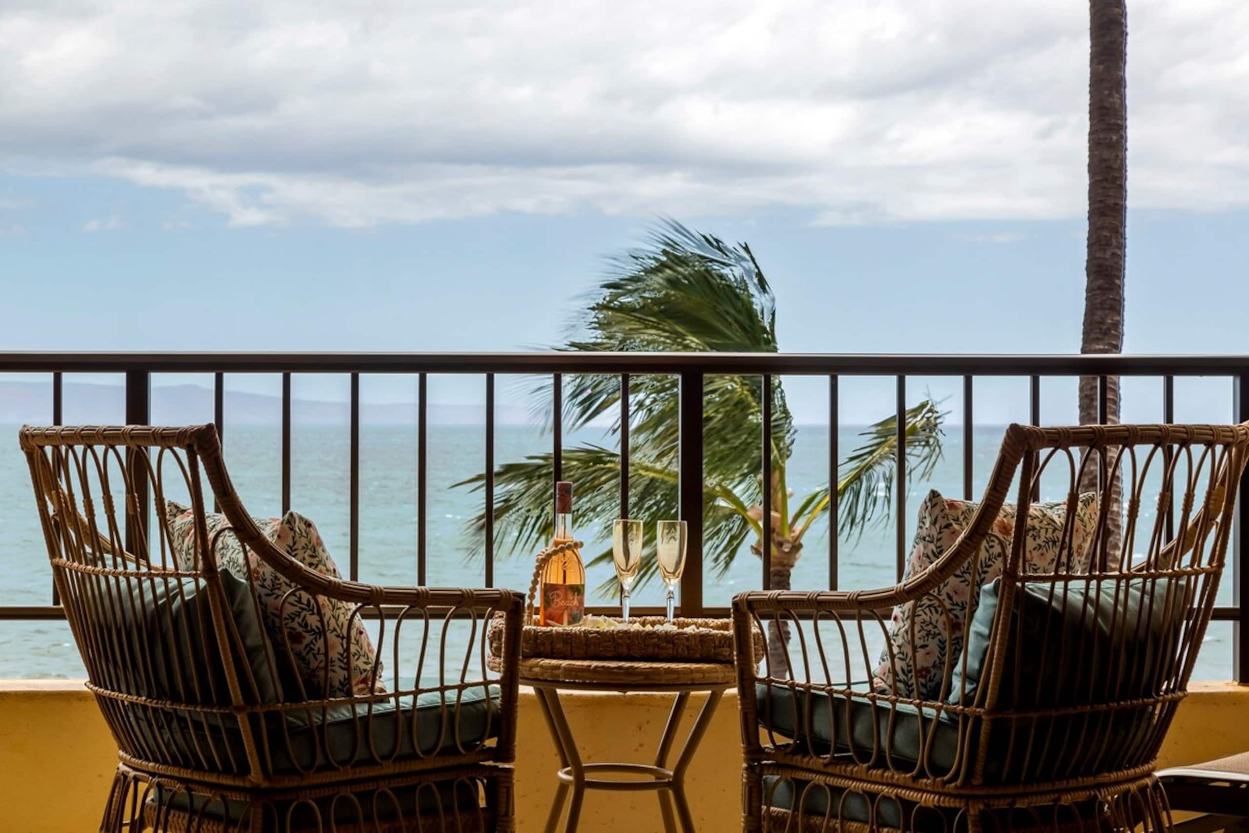 Condo in Kihei · ★4.96 · 1 bedroom · 2 beds · 1 private bath - Image 7