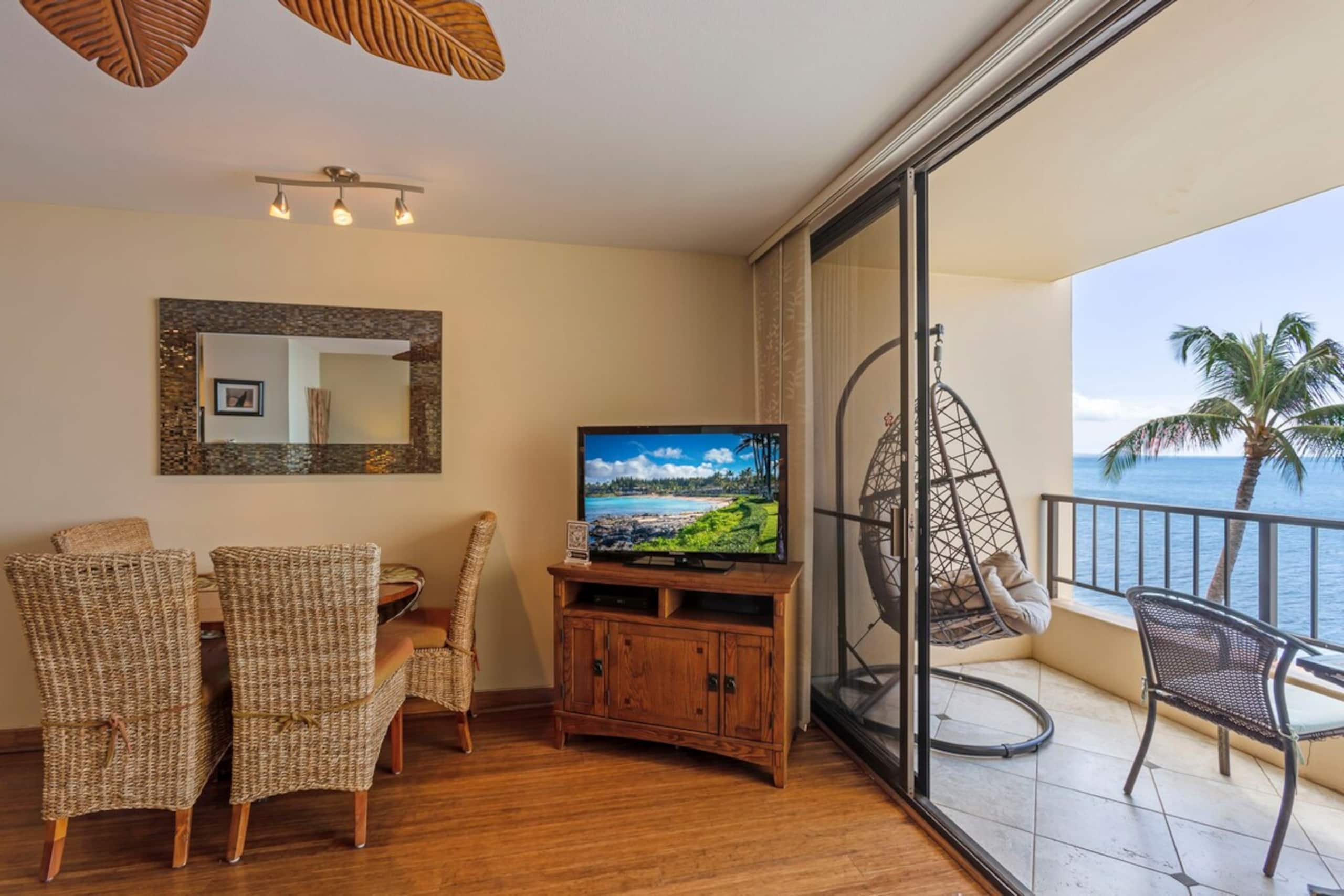 Condo in Kihei · ★4.96 · 1 bedroom · 2 beds · 1 private bath - Image 14