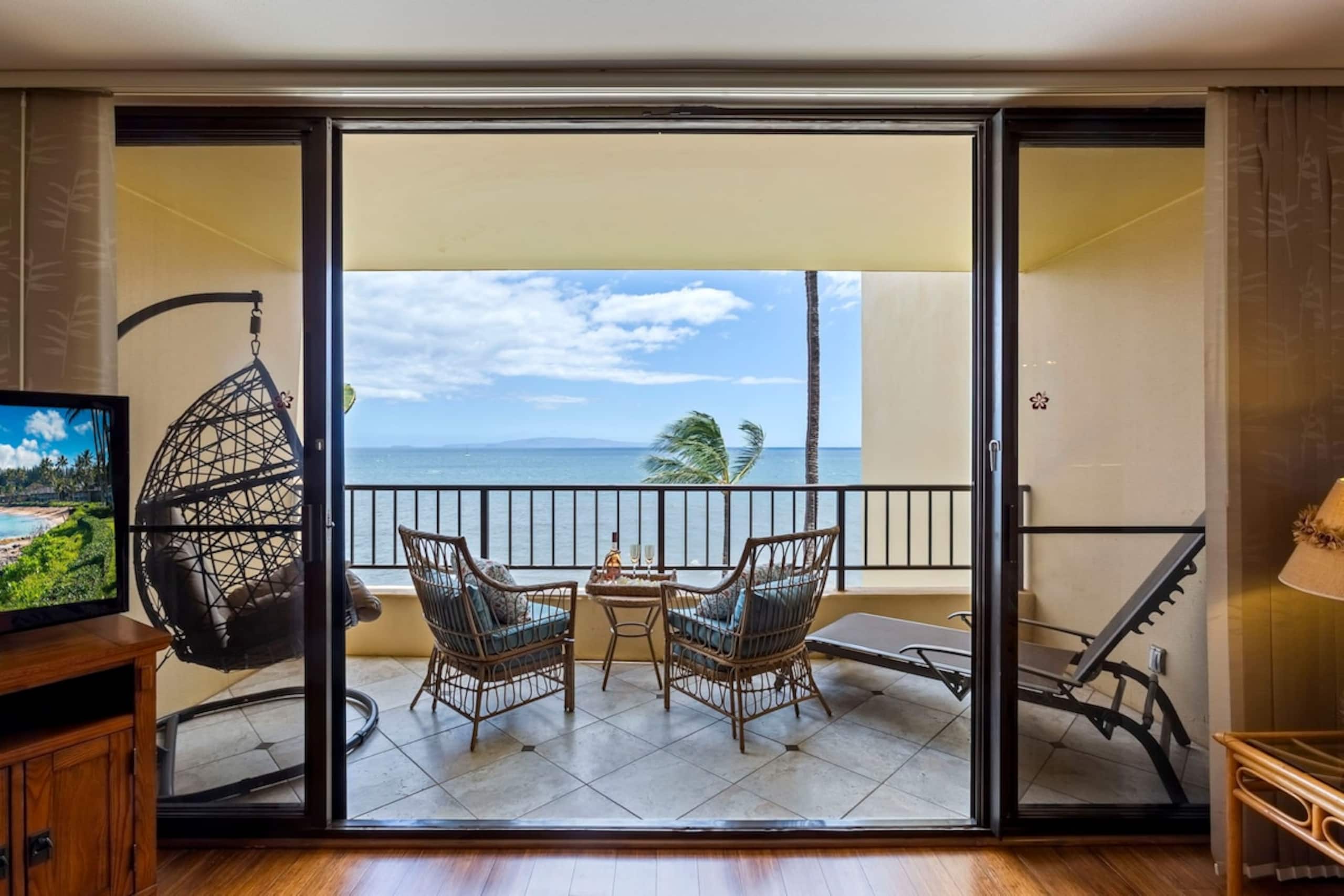 Condo in Kihei · ★4.96 · 1 bedroom · 2 beds · 1 private bath - Image 1