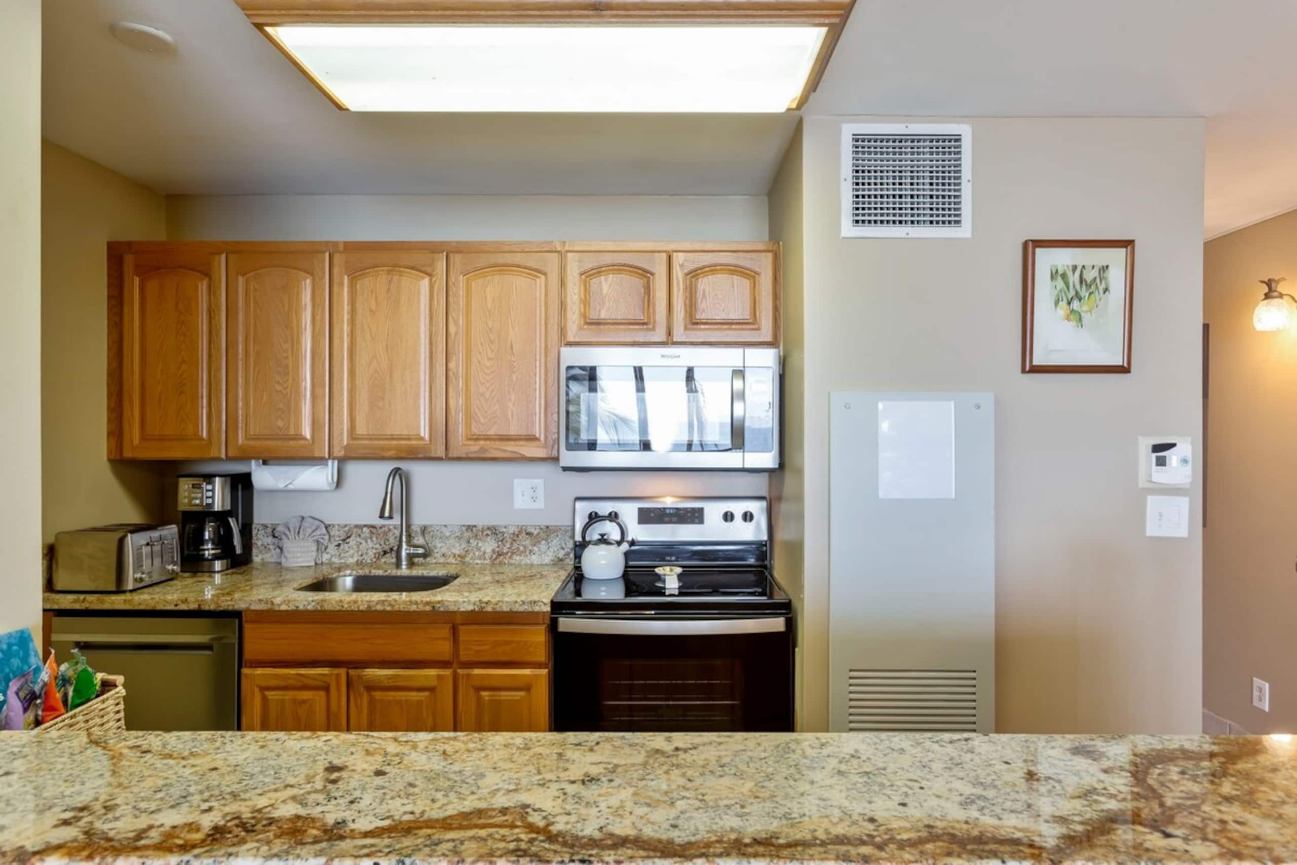 Condo in Kihei · ★4.82 · 1 bedroom · 2 beds · 1 private bath - Image 17