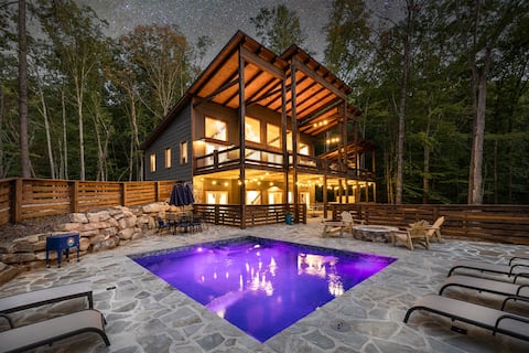 EPIC Heated Pool*Outdoor Kitchen*Luxury*Hot Tub