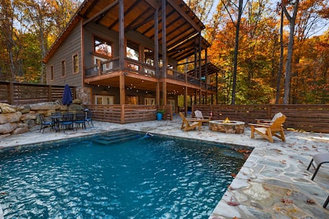EPIC Heated Pool*Outdoor Kitchen*Luxury*Hot Tub