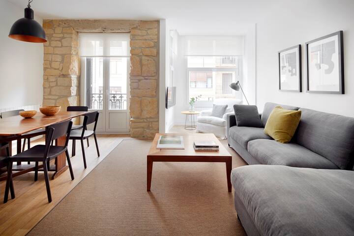 Miramon by FeelFree Rentals gallery image 2