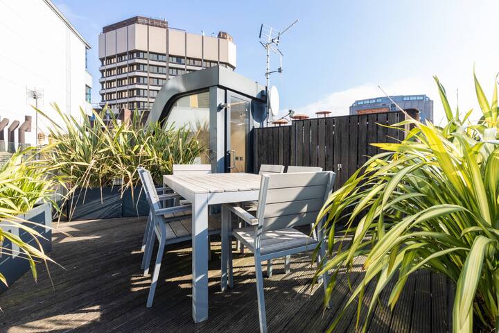 Hanway Street by onefinestay gallery image 4