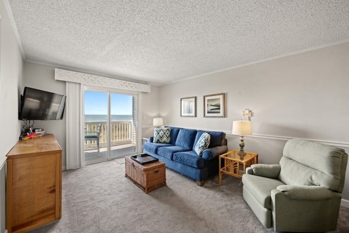 Oceanfront Condo W/ Outdoor Pool - Beachmaster 104 - Cherry Grove Beach, SC