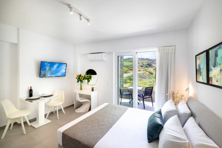 Creta Sun, Studio 102 City View