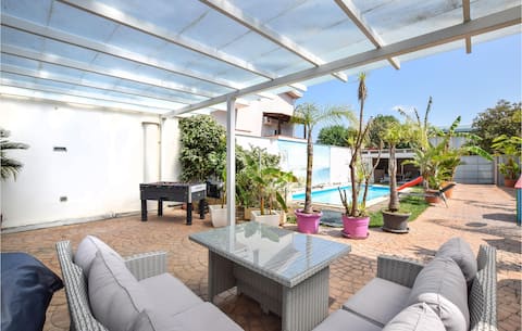 Villabel Holiday Home