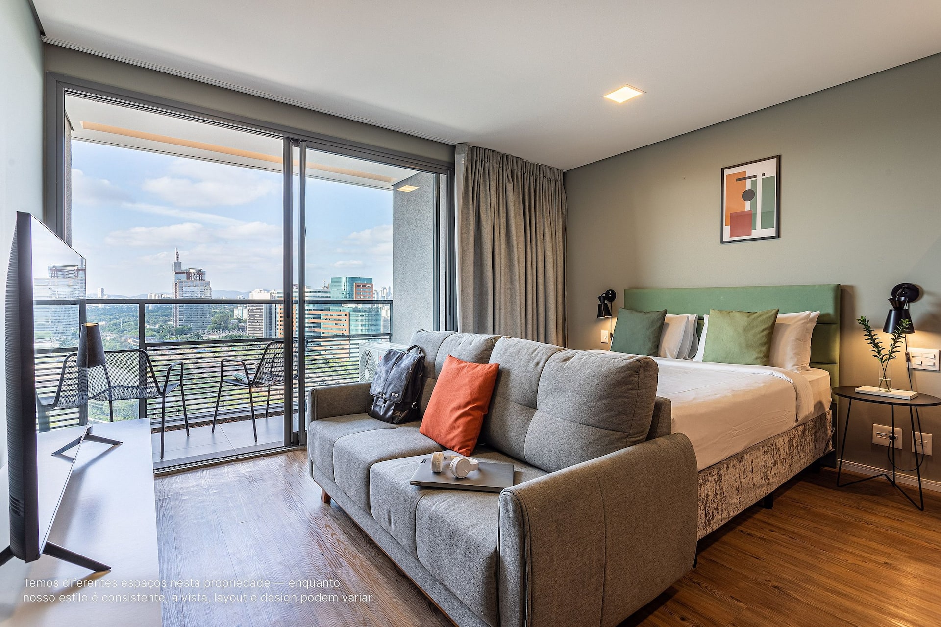 Studio w/ balcony and view in complete building