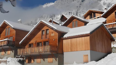 Chalet le refuge on the Alpe d'Huez ski area